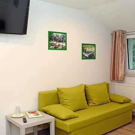 Πανσιόν Zum Hirsch