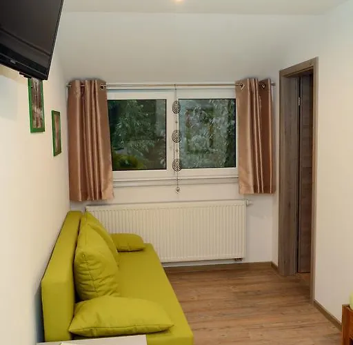 Zum Hirsch Guest house 3*