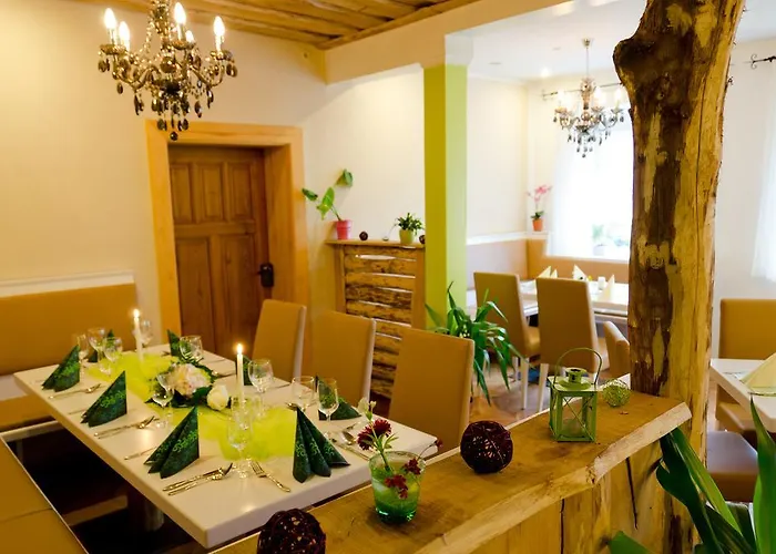 Guest house Zum Hirsch 3*